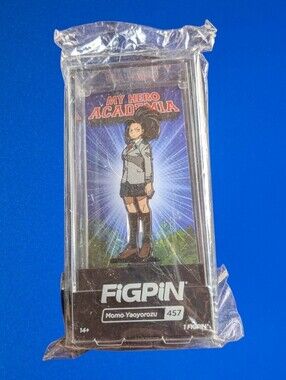 FiGPiN My Hero Academia Momo Yaoyorozu School Uniform Exclusive